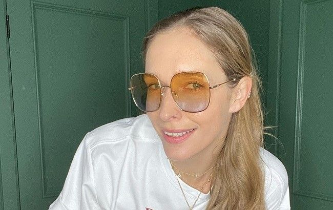 Катя Осадчая в блузе-корсете рассекретила планы после окончания карантина