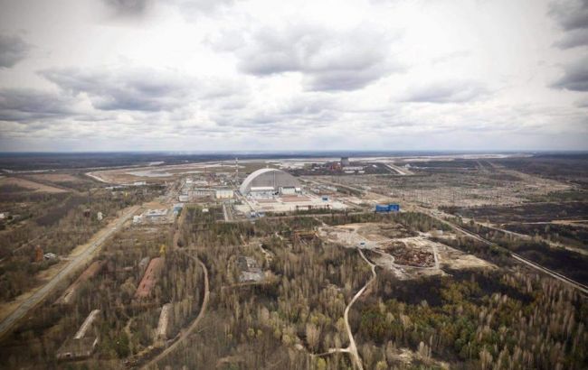 Лісову пожежу у Чорнобильській зоні локалізували