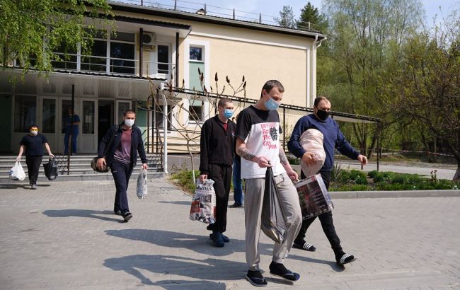 Звільнені в ході обміну полоненими пройшли обсервацію, тести негативні