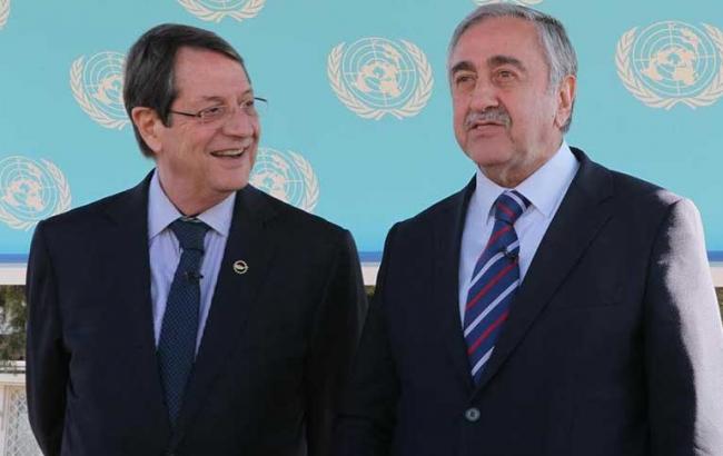 До переговорів щодо об'єднання Кіпру приєдналися глави МЗС держав-гарантів