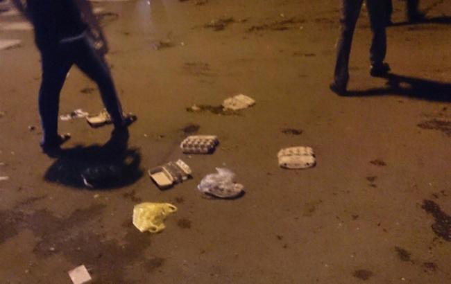 В Ростове генконсульство Украины закидали яйцами и облили зеленкой