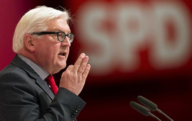 Штайнмайер застеріг Росію від визнання ЛНР/ДНР