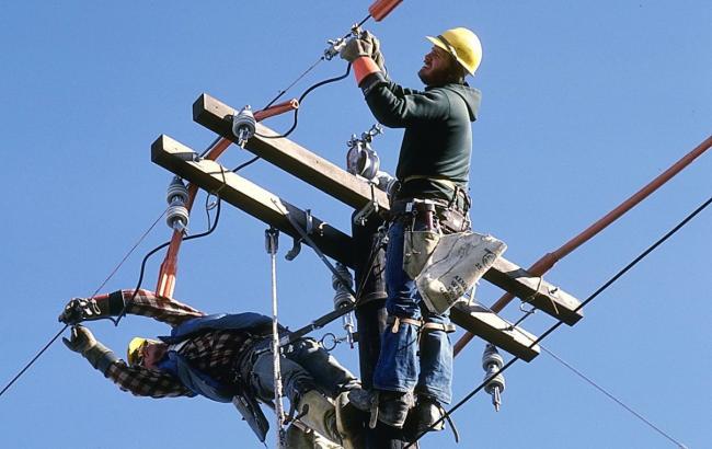 В Ялте линии электропередачи вышли из строя из-за высокой нагрузки
