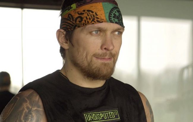 Джошуа должен защитить титул с Усиком перед боем с Фьюри, - президент WBO