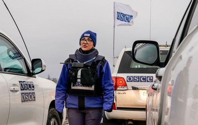 Миссия ОБСЕ попала под обстрел на блокпосту "ЛНР"