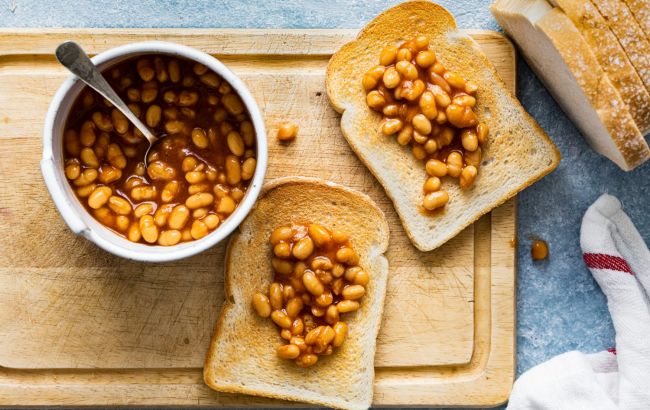 Їжте цю страву на сніданок, щоб сповільнити старіння та виглядати молодше