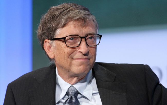 За роботов нужно платить налоги так же, как и за людей, - Билл Гейтс