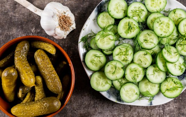 Хрустящие квашеные огурцы на зиму: как приготовить вкусную соленую закуску