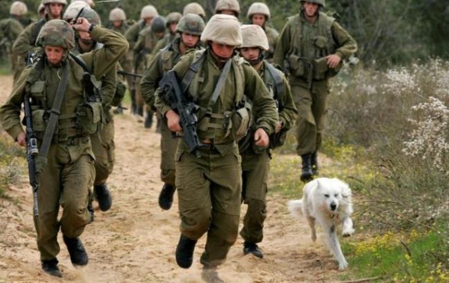 Израиль обстрелял позиции близких к Асаду боевиков в Сирии