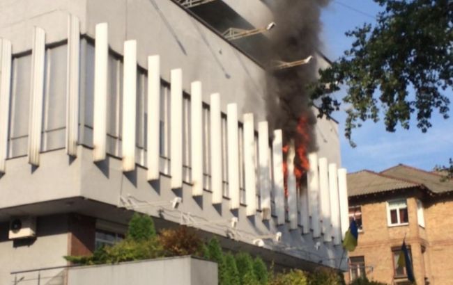 Пожар в здании "Интера" возникал дважды, - ГСЧС