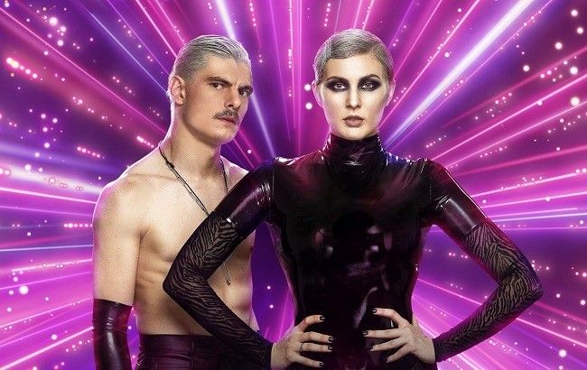 В латексі і на підборах: MARUV знялася в гарячій фотосесії з партнером по Танцях з зірками