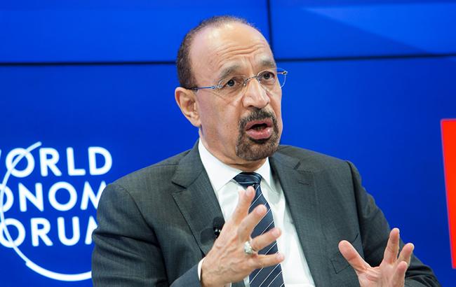 РФ и Саудовская Аравия тайно договорились увеличить добычу нефти, - Reuters