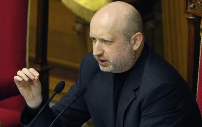 Турчинов предложил включить в президиум Рады на первое заседание 6 нардепов