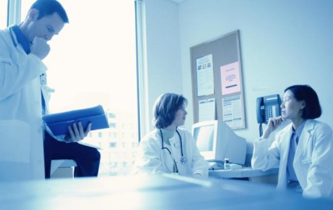 МОЗ прогнозує введення обов'язкового медстрахування з початку 2016 р