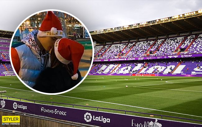 20-летний украинский футболист позвал любимую замуж посреди поля (фото)