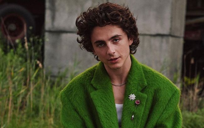 Тімоті Шаламе на презентації фільму "Вонка" у Лос-Анджелесі показав, як носити шкіряний костюм (фото)