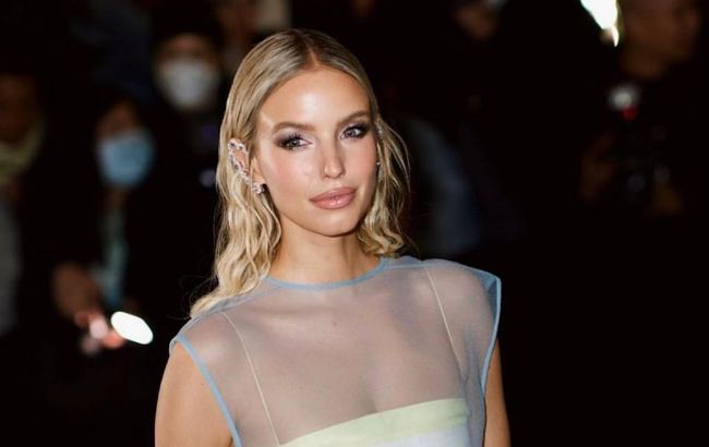 Фешн-інфлюенсерка Леоні Ганне показала цікаві образи до Дня всіх закоханих (фото, відео)