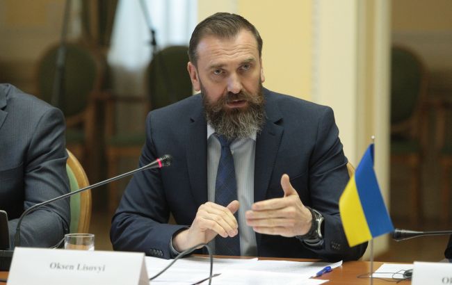 Оксен Лісовий зворушливо привітав захисників з Днем ЗСУ: "Не просто українці"