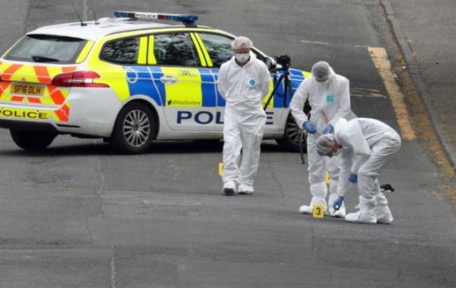 В Шотландии на полицейских напал мужчина с ножом