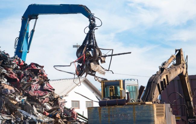 Мільярди в бюджет і кінець "схемам": чому обмеження експорту брухту вигідне Україні