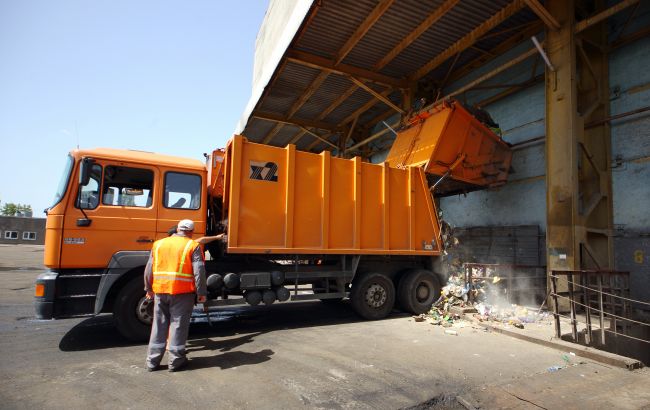 Кабмін вніс сортування побутових відходів до тарифів на послуги