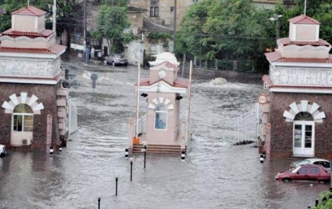 В Одессе транспортная катастрофа из-за потопа&nbsp;