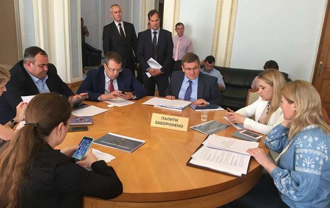 Комитет ВР поддержал ратификацию соглашения с Францией по единой системе авиабезопасности