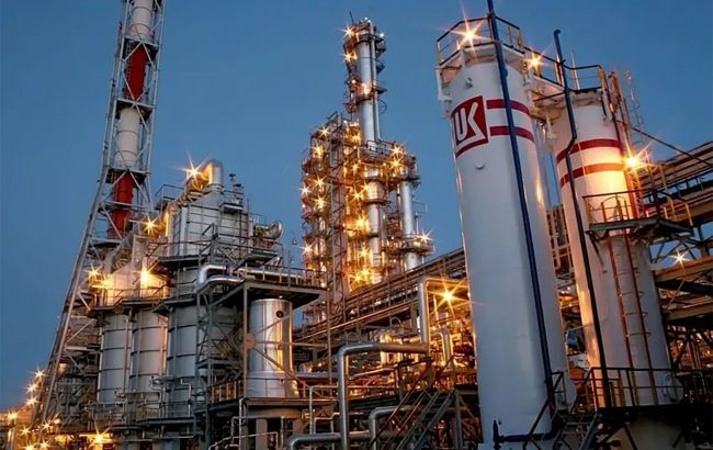 Ще один великий НПЗ Росії зупинив роботу після атаки дронів, - Reuters