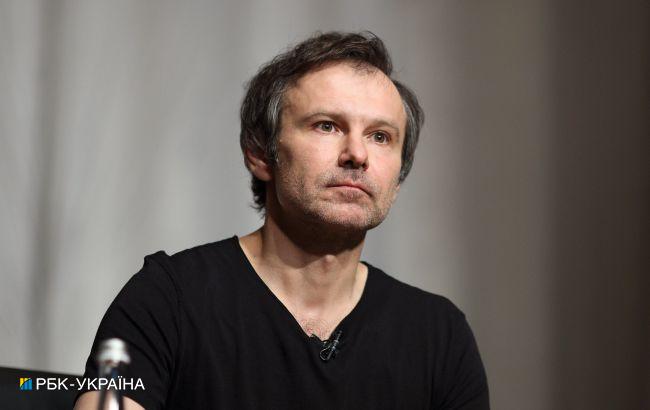 Вакарчук на Голосі країни розповів історію пораненого бійця АТО, про якого написав пісню