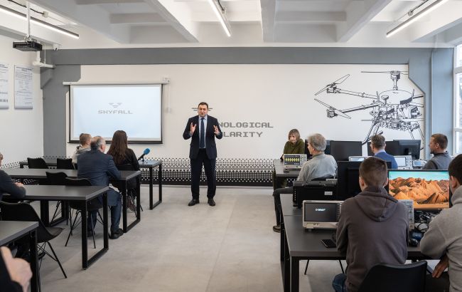 В Украине открыли лабораторию для подготовки инженеров будущего: о чем речь