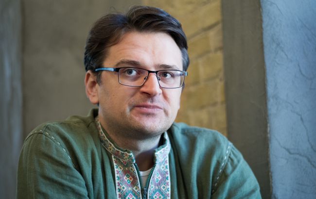 "Минск" должен выполняться без пересечения "красных линий" Украины, - Кулеба