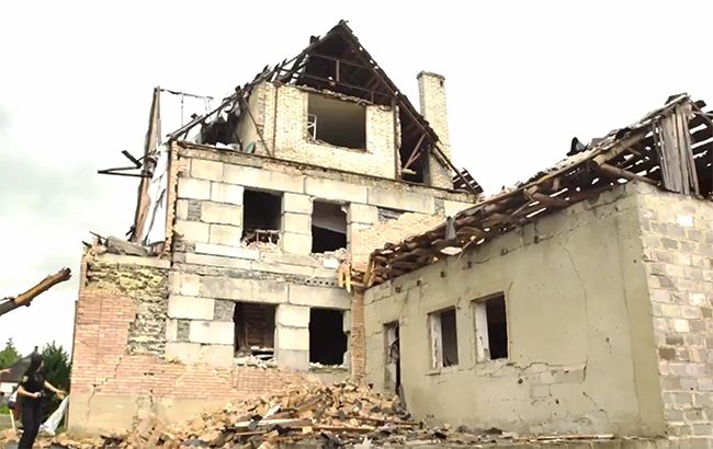 Боевики обстреляли Марьинку, ранена местная жительница