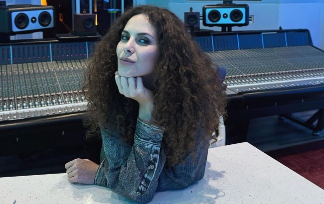 Каменських оригінально відповіла на чутки про вагітність та розлучення з Потапом (фото)