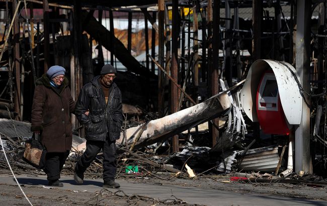 Оккупанты в Мариуполе открывают "банкоматы" и собирают персональные данные жителей