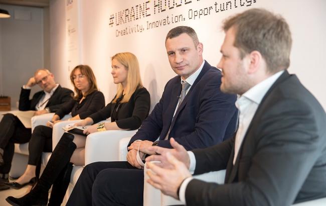 Кличко в Давосе призвал инвесторов участвовать в инновационном развитии Киева