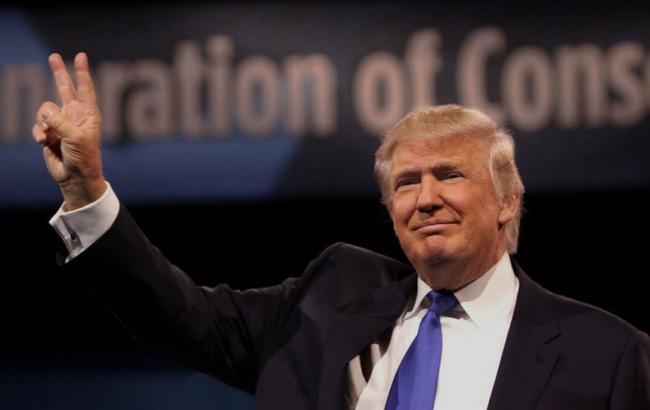 Трамп подписал два указа против нелегальной иммиграции