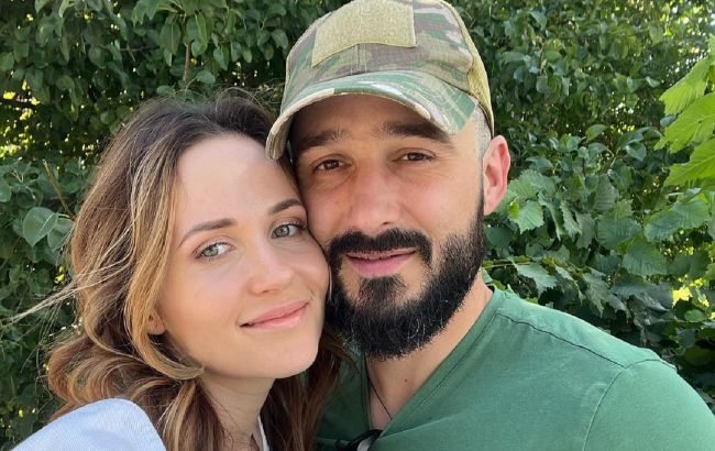 Акторка Денисенко висловилася про розлуку з чоловіком-військовим: "Не найгірше становище"