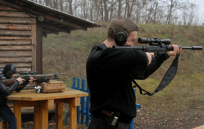 Как военные терробороны могут применять охотничье оружие: постановление Кабмина