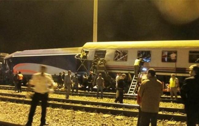 В Иране столкнулись два пассажирских поезда, есть жертвы
