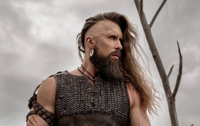 Суровцев чесно висловився про популярність і зіркову хворобу