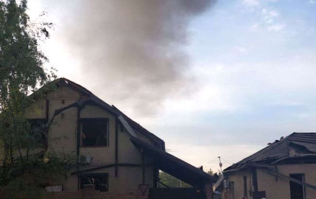 Росіяни зранку обстріляли Дніпро ракетами, багато поранених, серед них діти