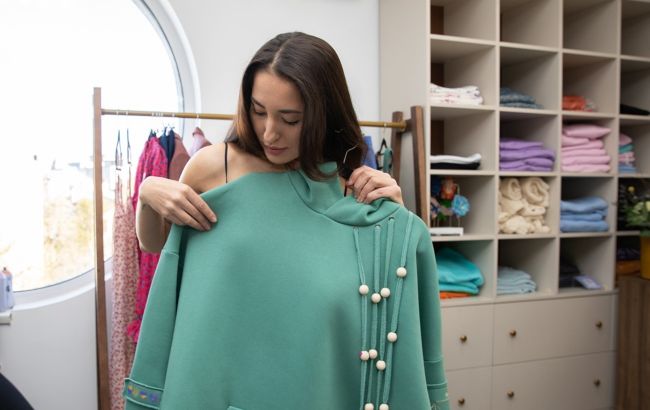 Худі-антистрес. В Україні з'явився одяг, що допомагає впоратись з панічними атаками (фото)