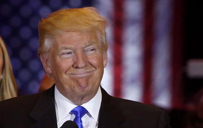 Трамп опережает Клинтон на 1%, - опрос