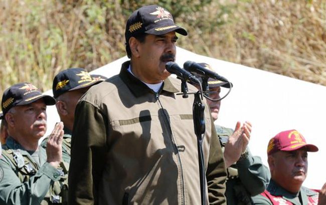 Мадуро предложил провести досрочные парламентские выборы