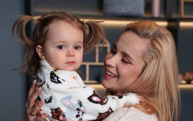 Ребрик показала найменшу доньку на нових фото та розчулила зізнанням про неї