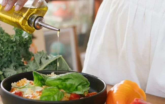 Секрет довголіття та ясного розуму: названо олію, особливо корисну для літніх людей