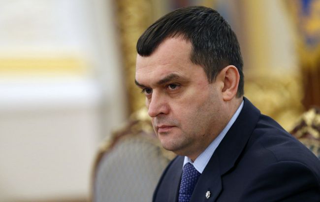 Екс-міністра Захарченка та двох колишніх військових позбавили відзнак від розвідки