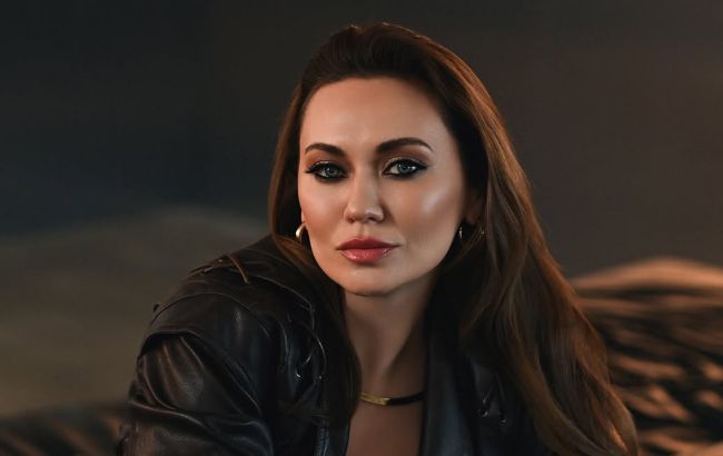 Бренди та розкішні прикраси від колишнього чоловіка-нардепа: скільки коштує "лук" акторки Саліванчук