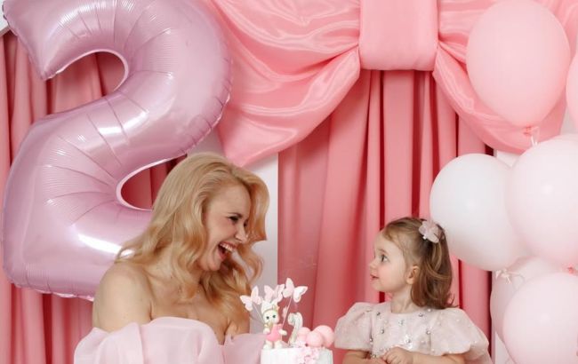 Лилия Ребрик устроила сказку для младшей дочери: нежное видео