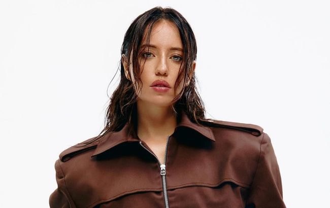 Леопард і шуба: Дорофєєва похизувалася ідеальною фігурою і стрункими ногами в зухвалому образі